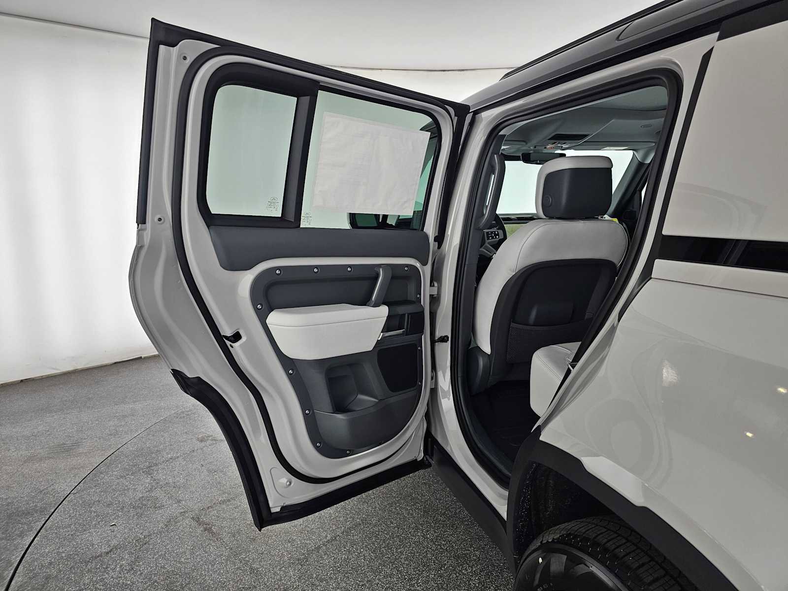 New 2026 Land Rover Defender 110 S image 15