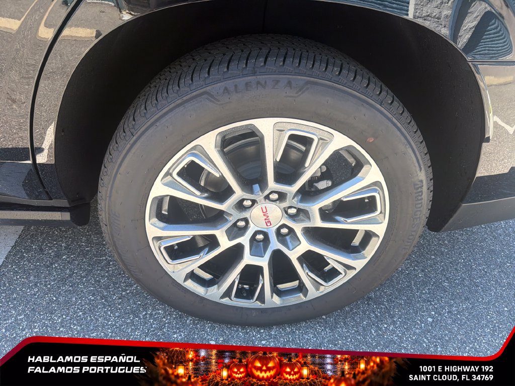 New 2026 GMC Yukon Denali w/ Denali Reserve Package AWD/4WD image 11