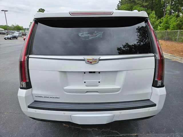 Used 2018 Cadillac Escalade Premium Luxury RWD image 6