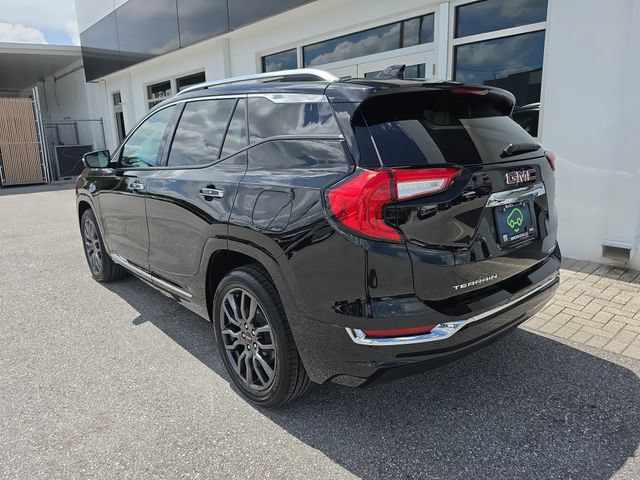 Certified 2024 GMC Terrain Denali w/ Black Diamond Edition AWD/4WD image 5