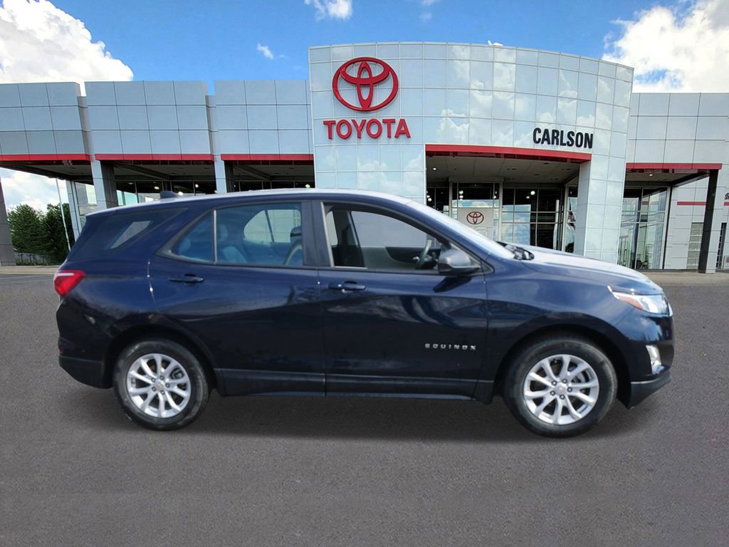 Used 2021 Chevrolet Equinox LS image 4