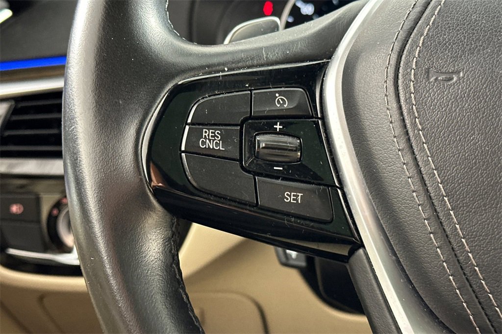 Used 2018 BMW 530e image 26