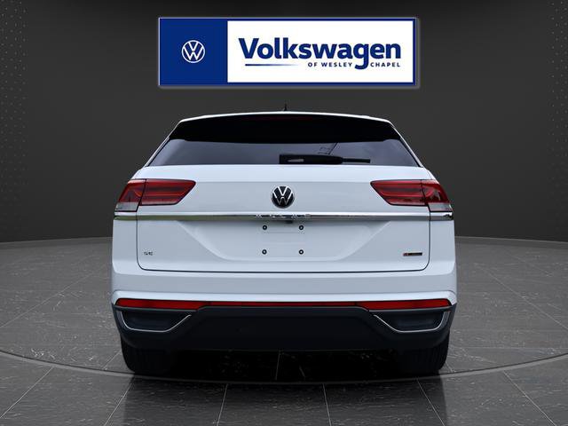Certified 2022 Volkswagen Atlas Cross Sport SE AWD/4WD image 7