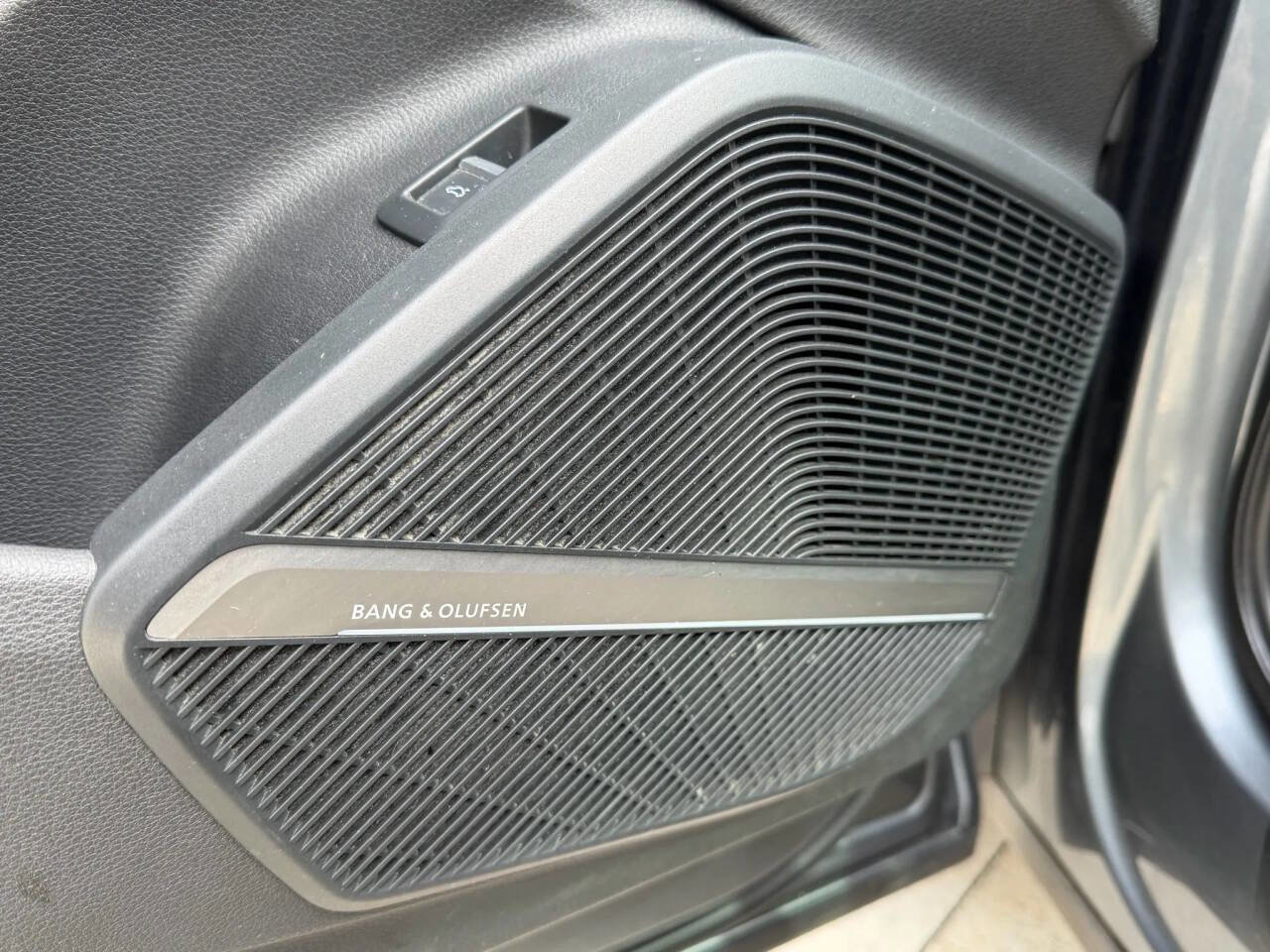 Used 2018 Audi Q5 2.0T Premium Plus w/ Premium Plus Package image 33