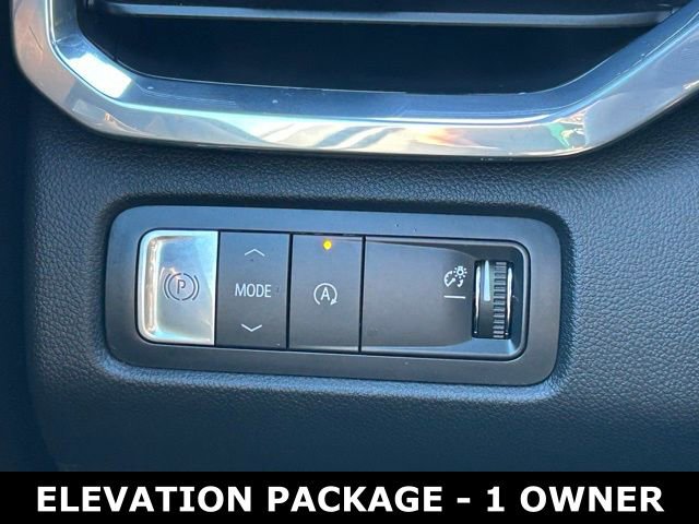 Used 2025 GMC Acadia Elevation image 20