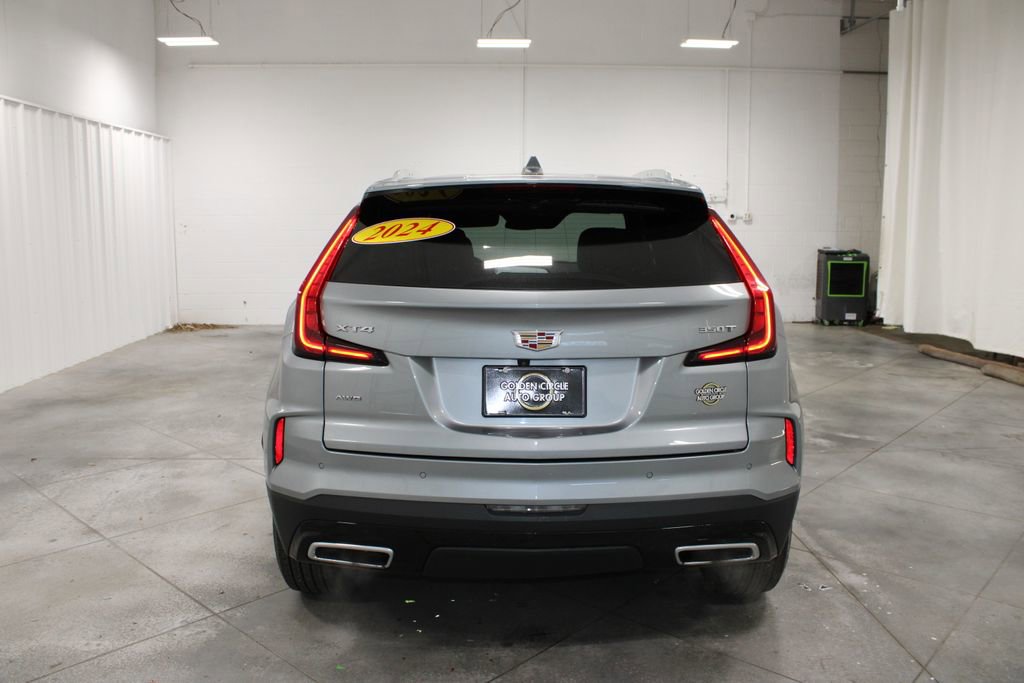Used 2024 Cadillac XT4 Premium Luxury AWD/4WD image 8