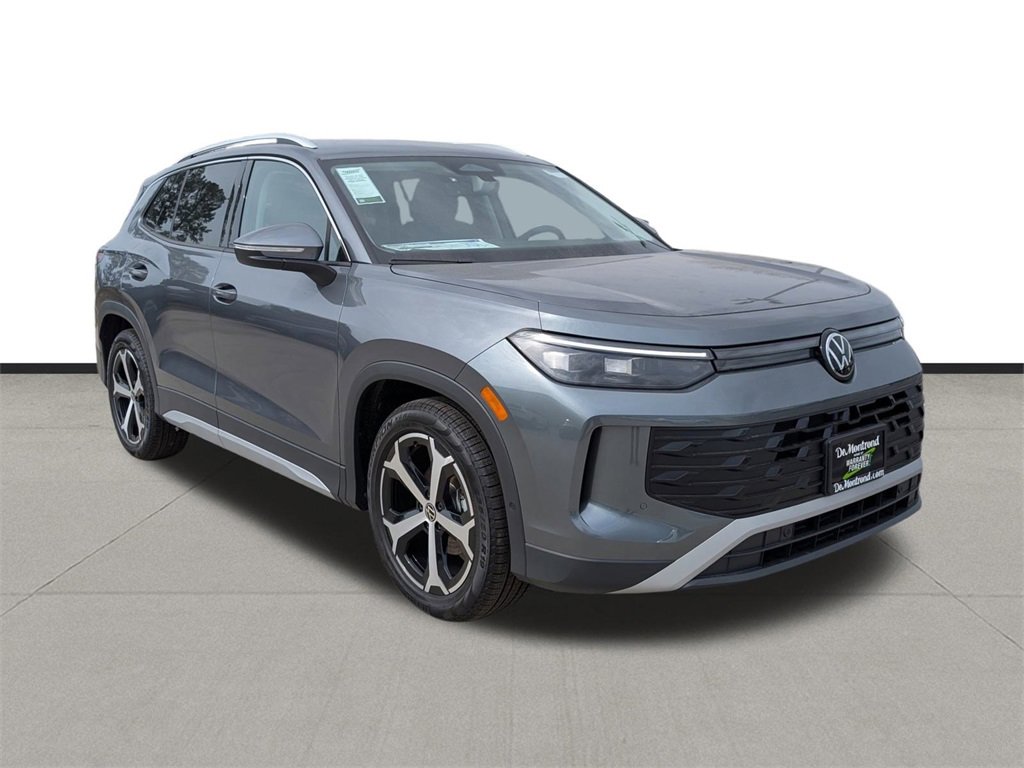 New 2026 Volkswagen Tiguan SE image 3