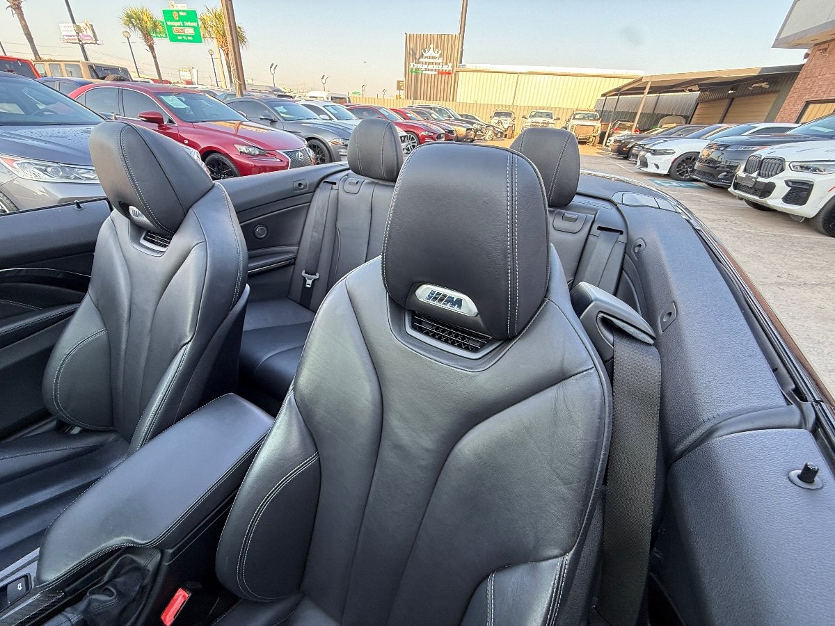 Used 2015 BMW M4 Convertible RWD image 36