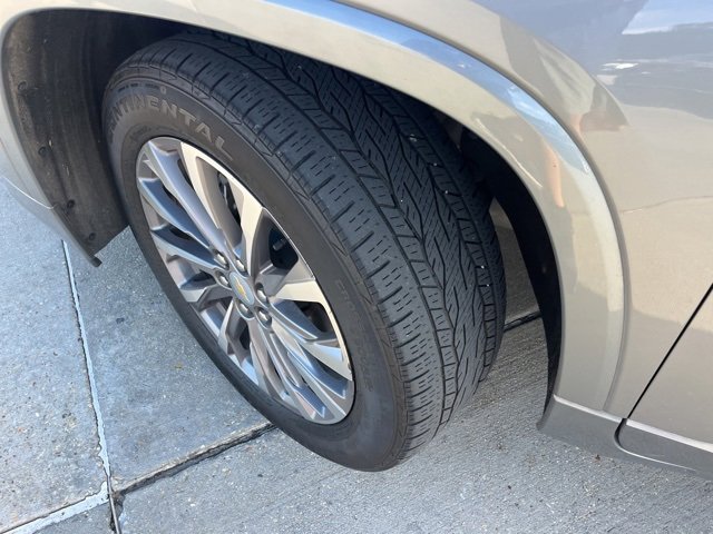 Certified 2023 Chevrolet Traverse Premier w/ LPO, Floor Liner Package image 45