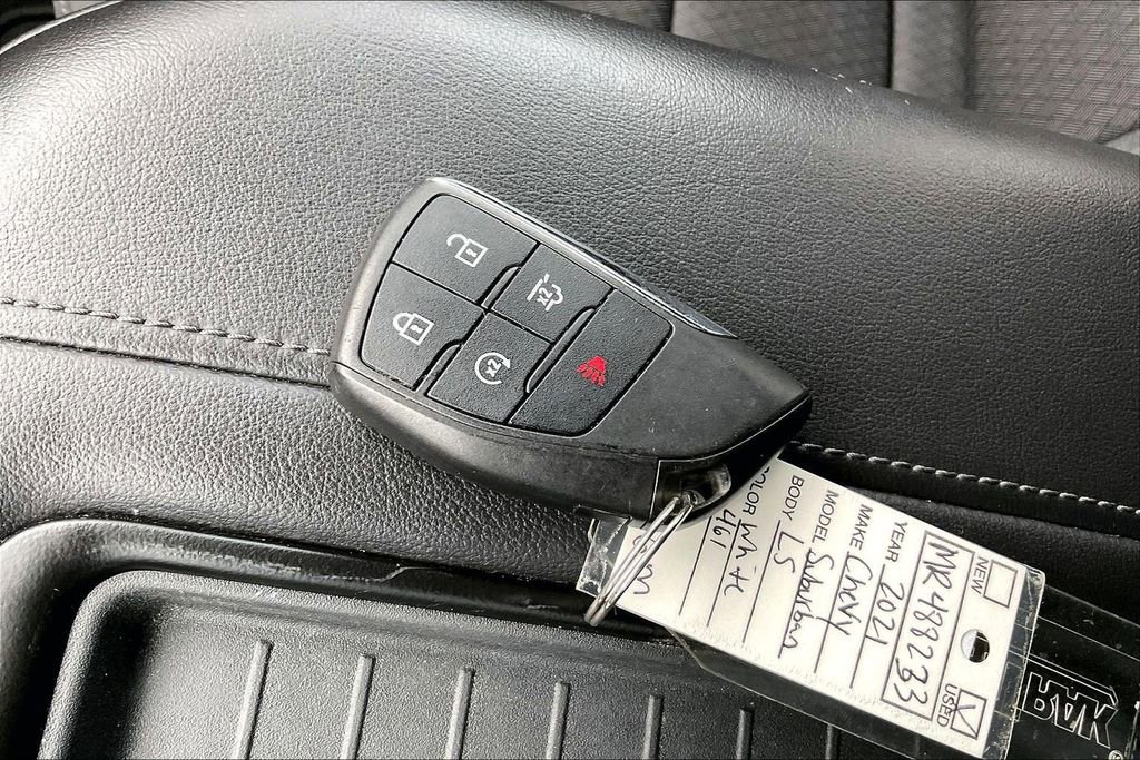 Used 2021 Chevrolet Suburban LS AWD/4WD image 36