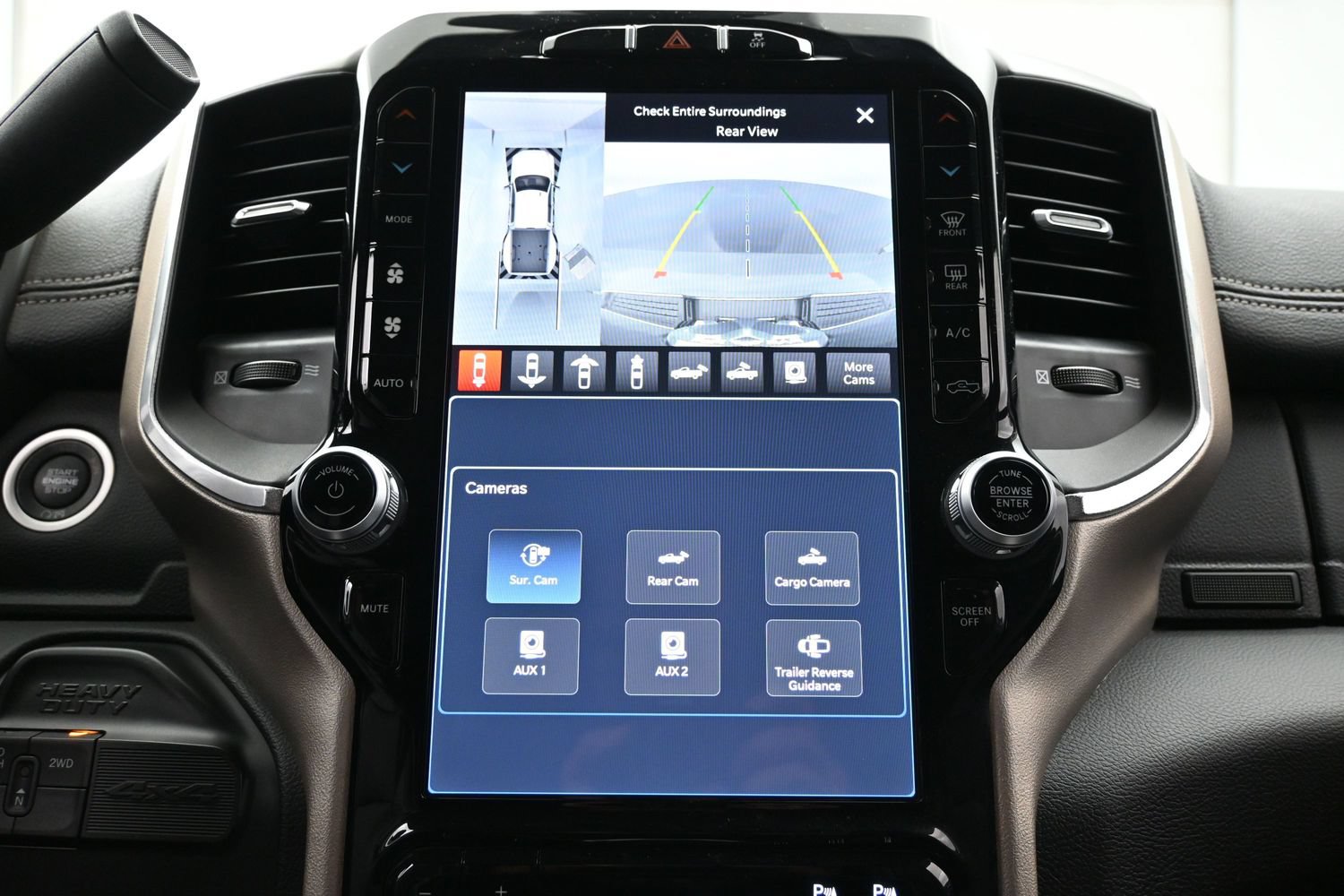 Used 2024 RAM 3500 Laramie w/ Towing Technology Group AWD/4WD image 31
