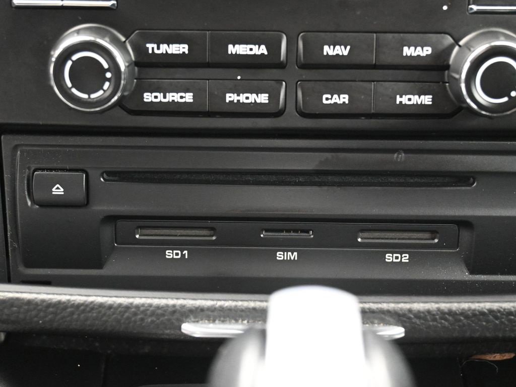 Used 2018 Porsche Macan GTS image 25