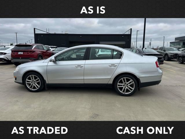Used 2008 Volkswagen Passat Lux image 5