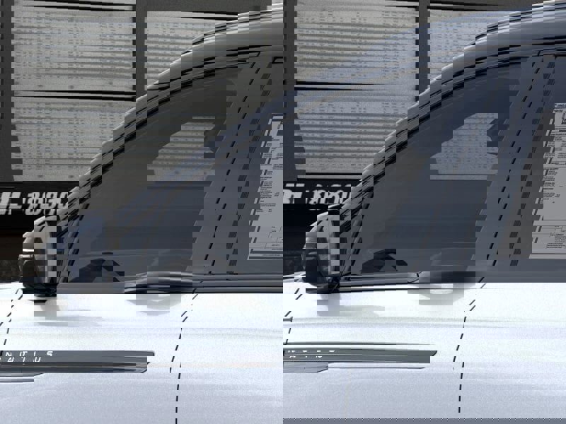 New 2026 Lincoln Nautilus Reserve w/ Jet Appearance Package image 42