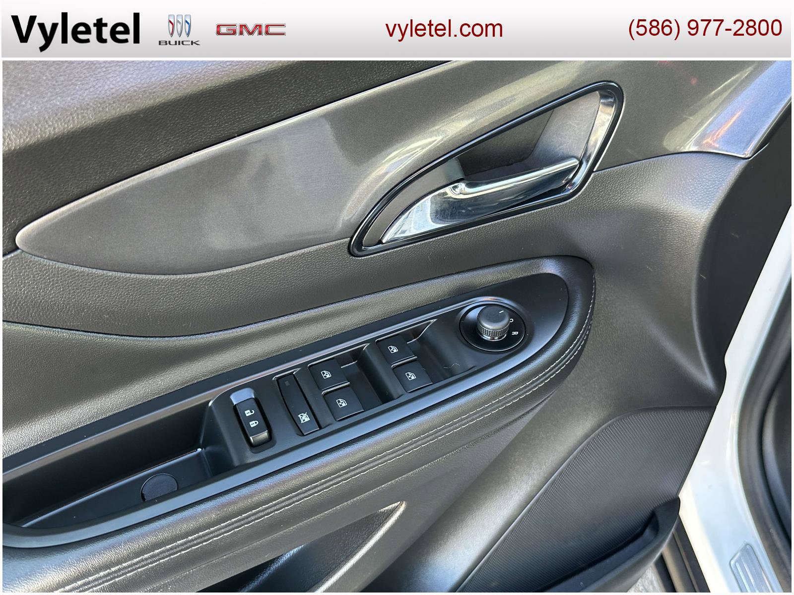 Certified 2021 Buick Encore Preferred w/ Safety Package image 16