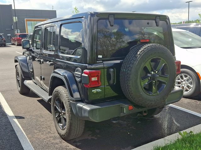 Used 2021 Jeep Wrangler Unlimited Sahara AWD/4WD image 4