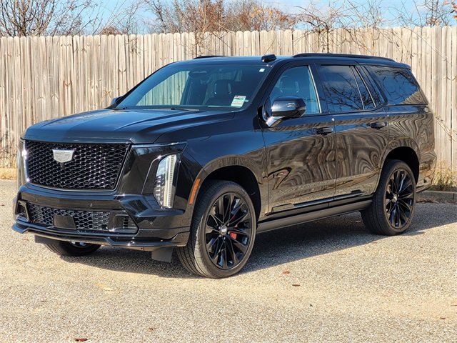 Used 2025 Cadillac Escalade V w/ LPO, ONYX Package image 3