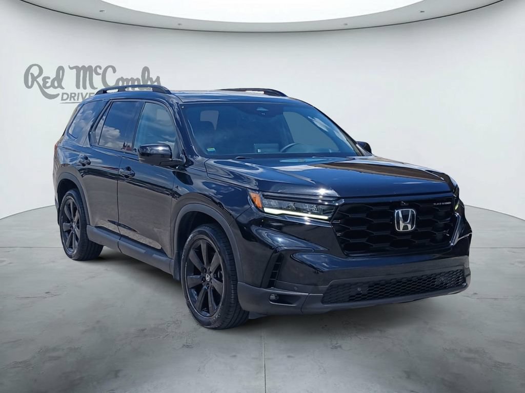 Used 2025 Honda Pilot Black Edition image 7