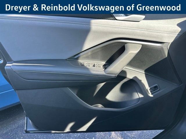 New 2025 Volkswagen Tiguan SE image 27