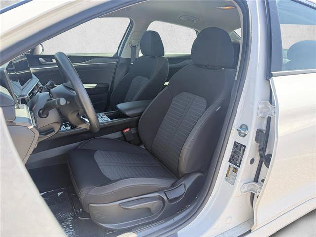 Used 2025 Kia K5 LXS FWD image 11