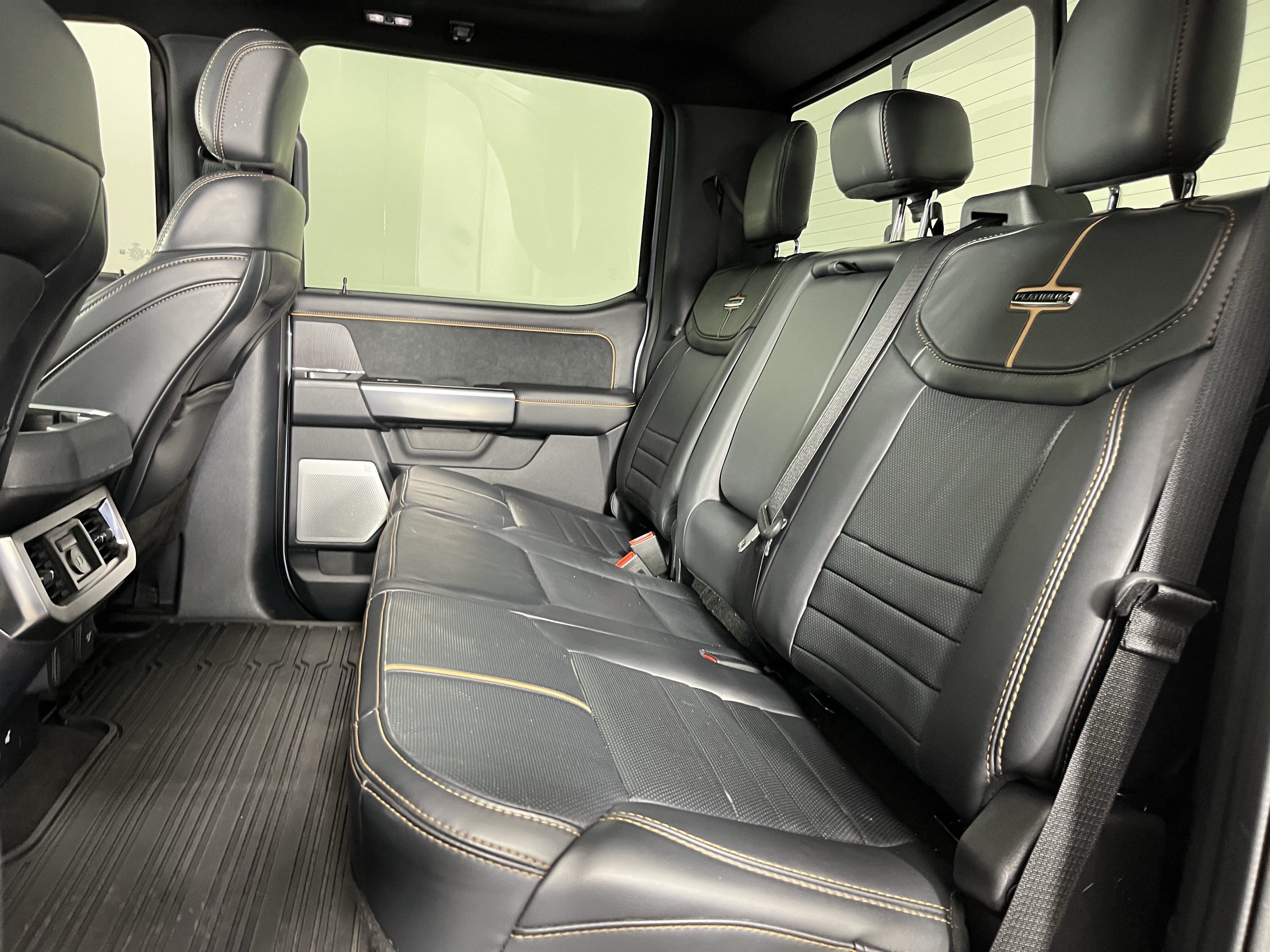 Used 2024 Ford F350 Platinum AWD/4WD image 13
