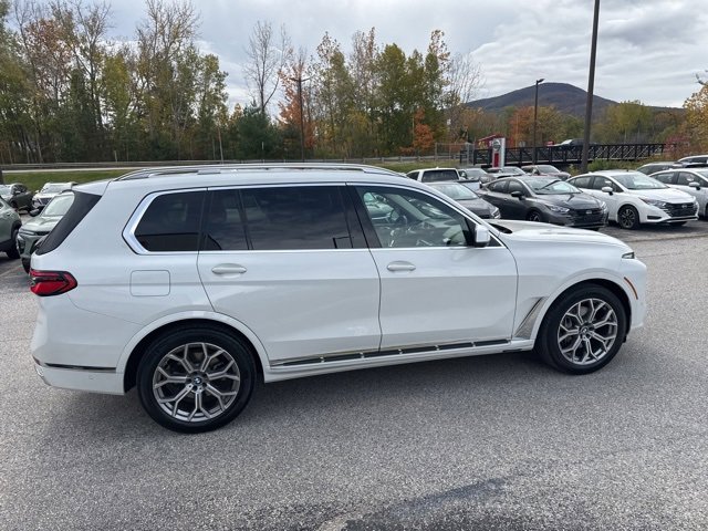 Used 2024 BMW X7 xDrive40i image 23