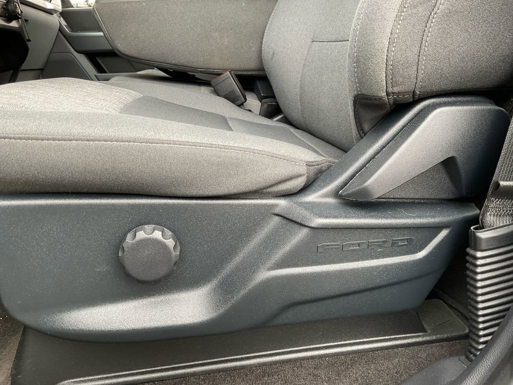 Used 2021 Ford F150 XLT image 31
