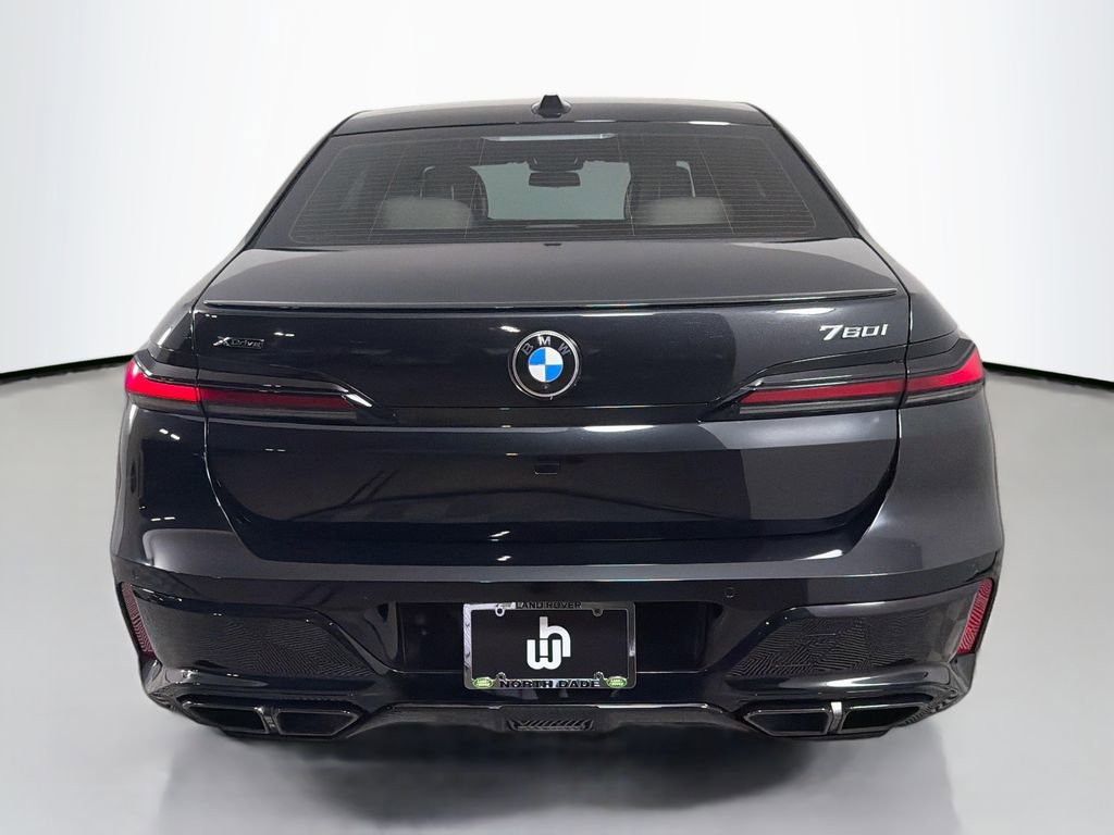 Used 2023 BMW 760i xDrive w/ Executive Package AWD/4WD image 6