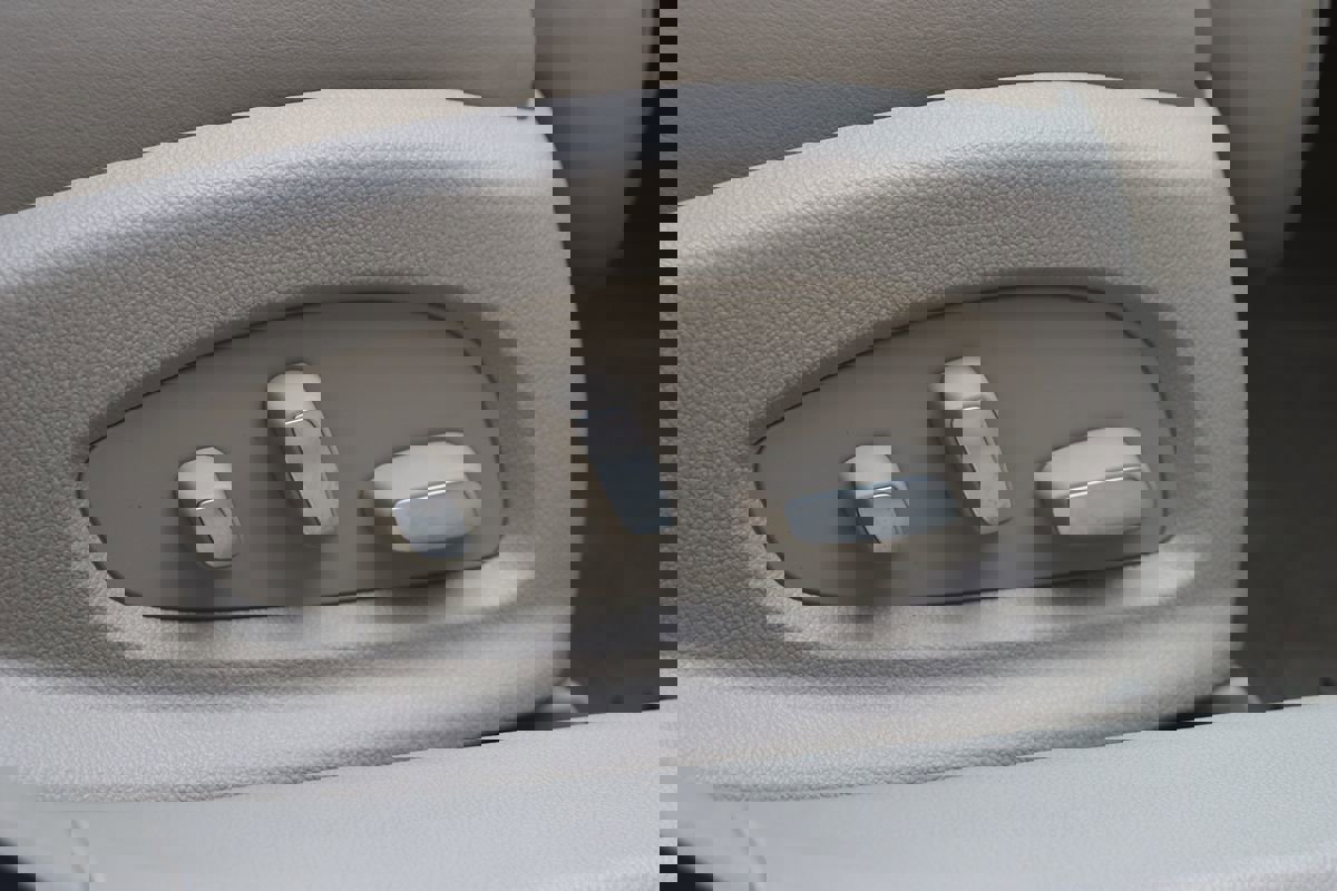 Used 2014 Cadillac XTS Premium image 35