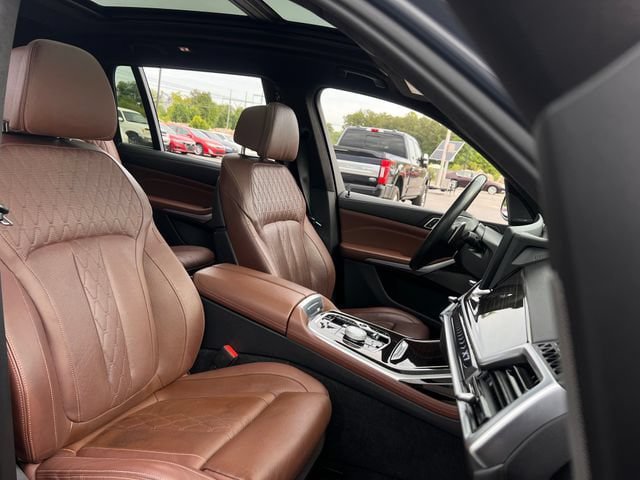 Used 2023 BMW X7 xDrive40i w/ Executive Package AWD/4WD image 42
