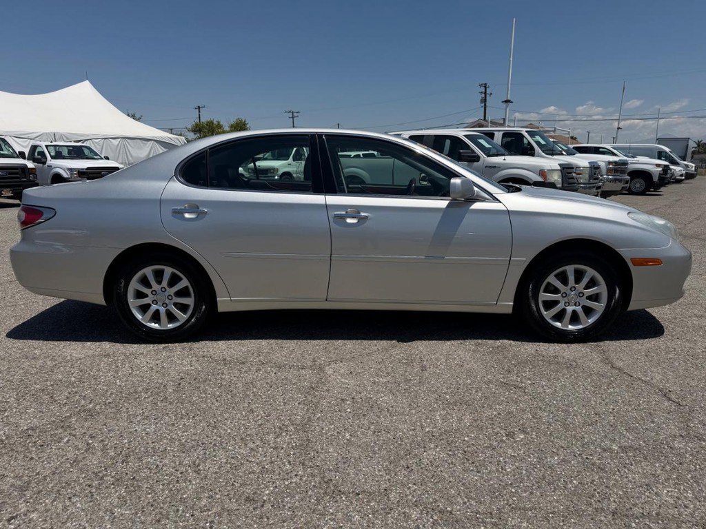 Used 2003 Lexus ES 330 FWD image 4