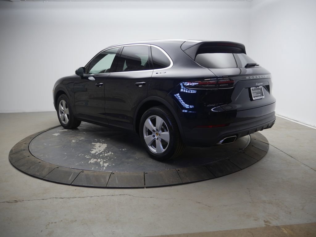Certified 2023 Porsche Cayenne image 3