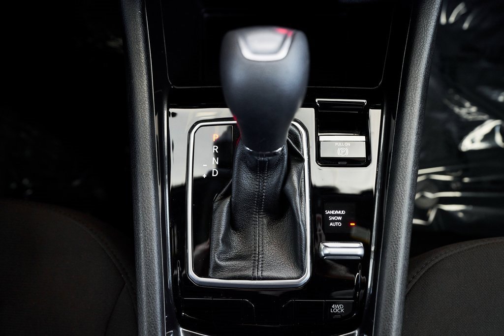 Used 2023 Jeep Compass Sport image 46