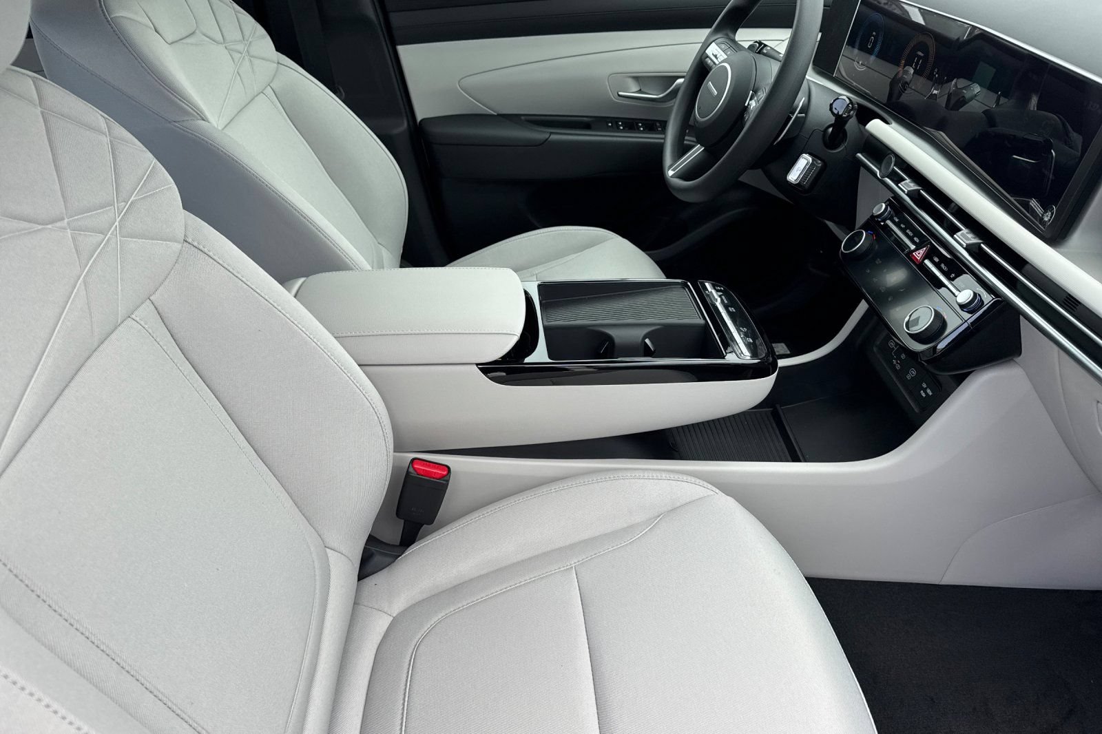 New 2026 Hyundai Tucson Blue SE AWD/4WD image 16