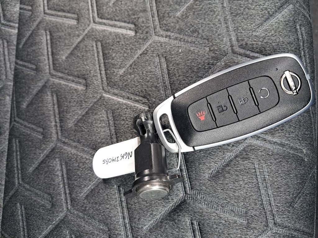 New 2026 Nissan Kicks SV w/ SV Premium Package image 30