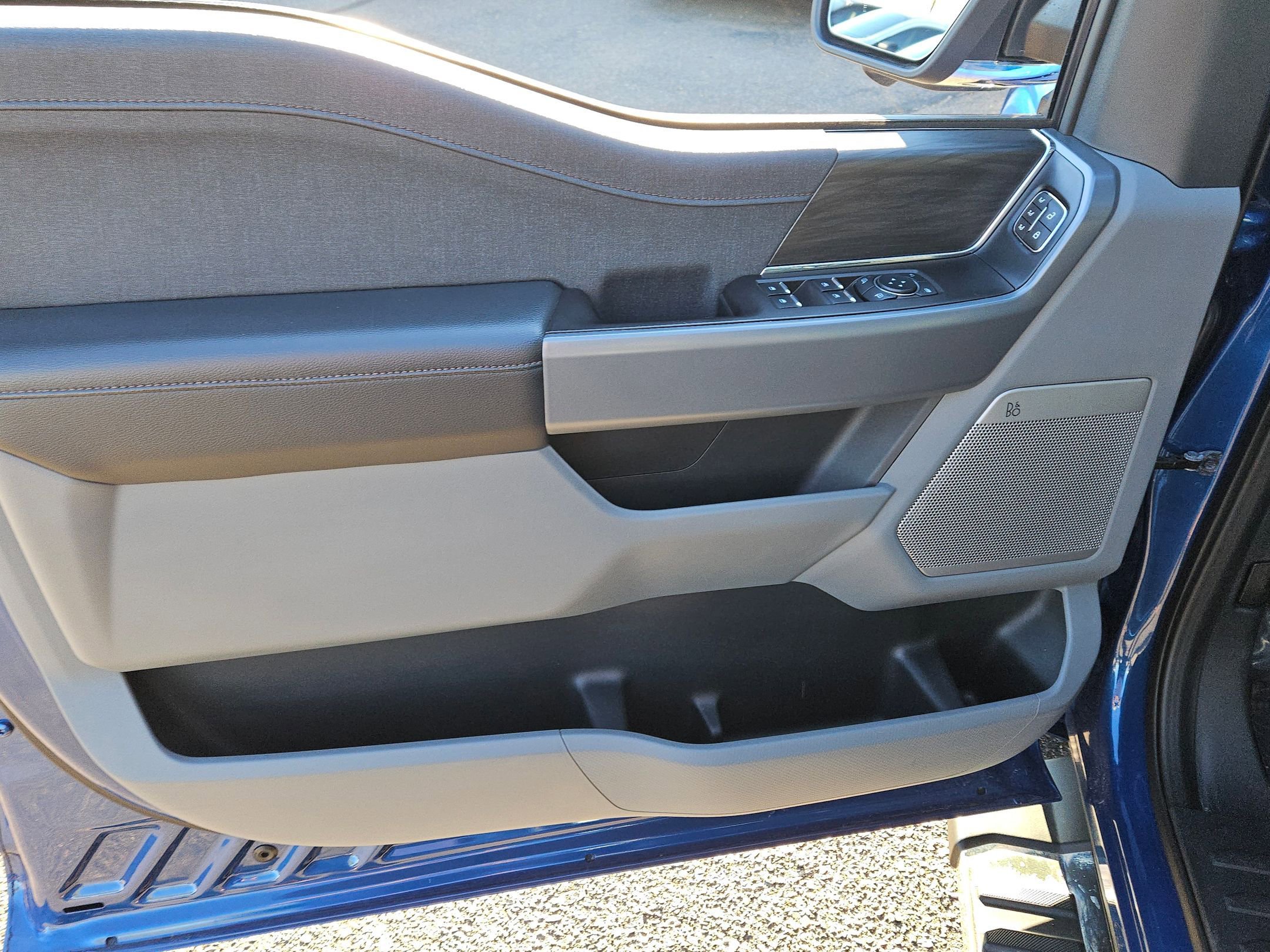 Certified 2024 Ford F150 Lariat w/ FX4 Off-Road Package image 10