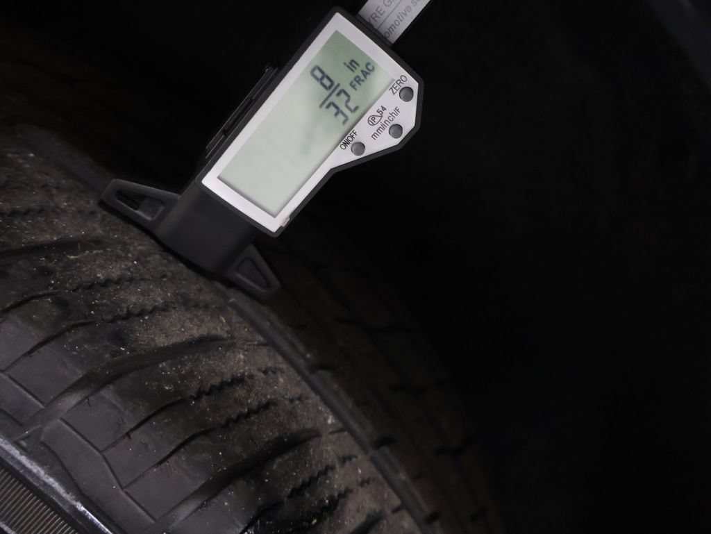 Used 2022 Hyundai Kona Limited FWD image 34