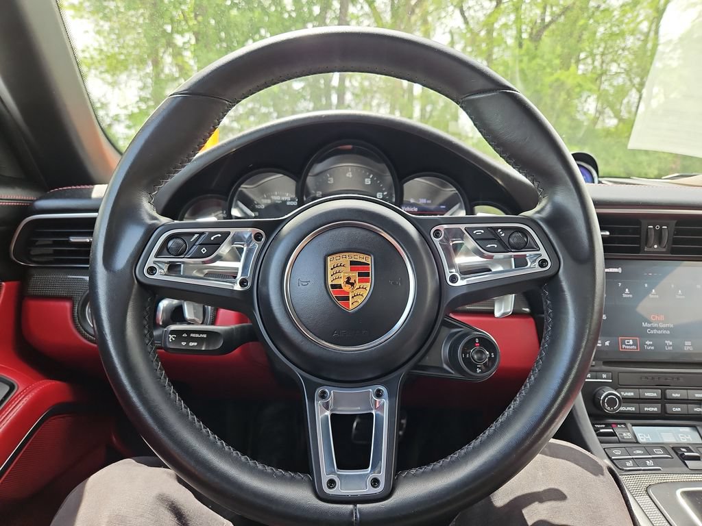 Certified 2019 Porsche 911 Targa 4 GTS AWD/4WD image 37