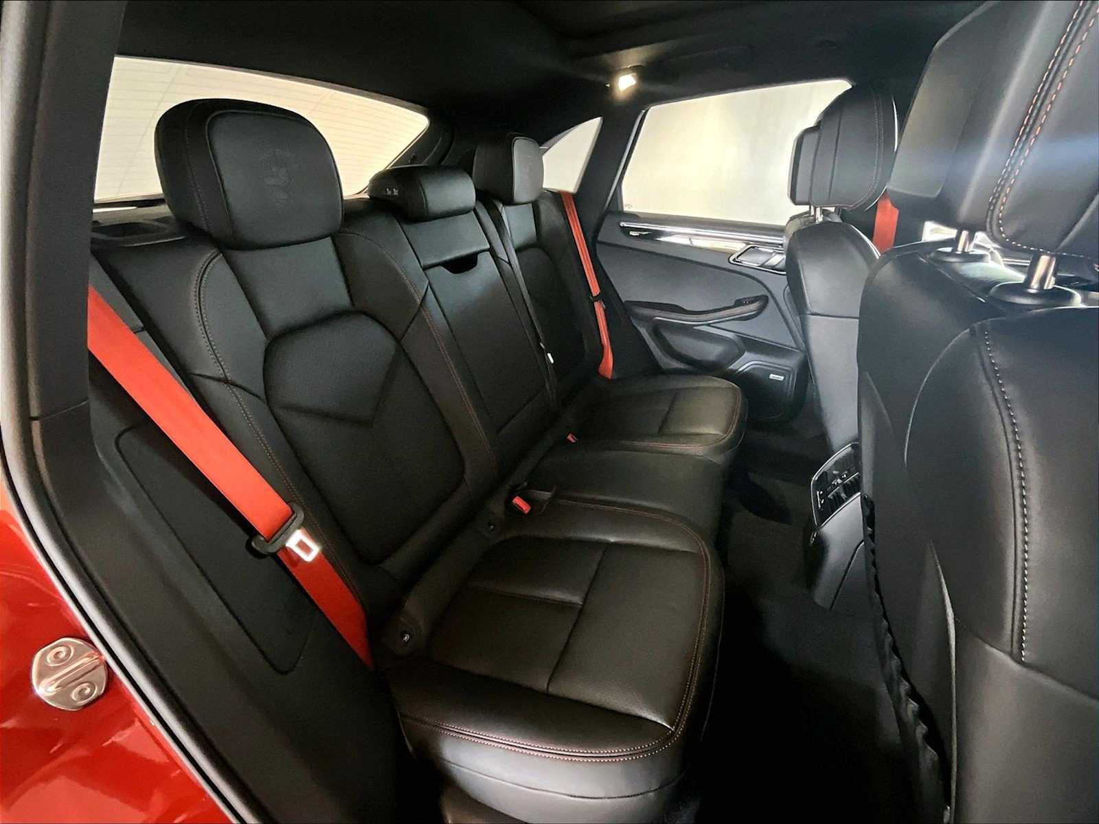 New 2025 Porsche Macan S image 29