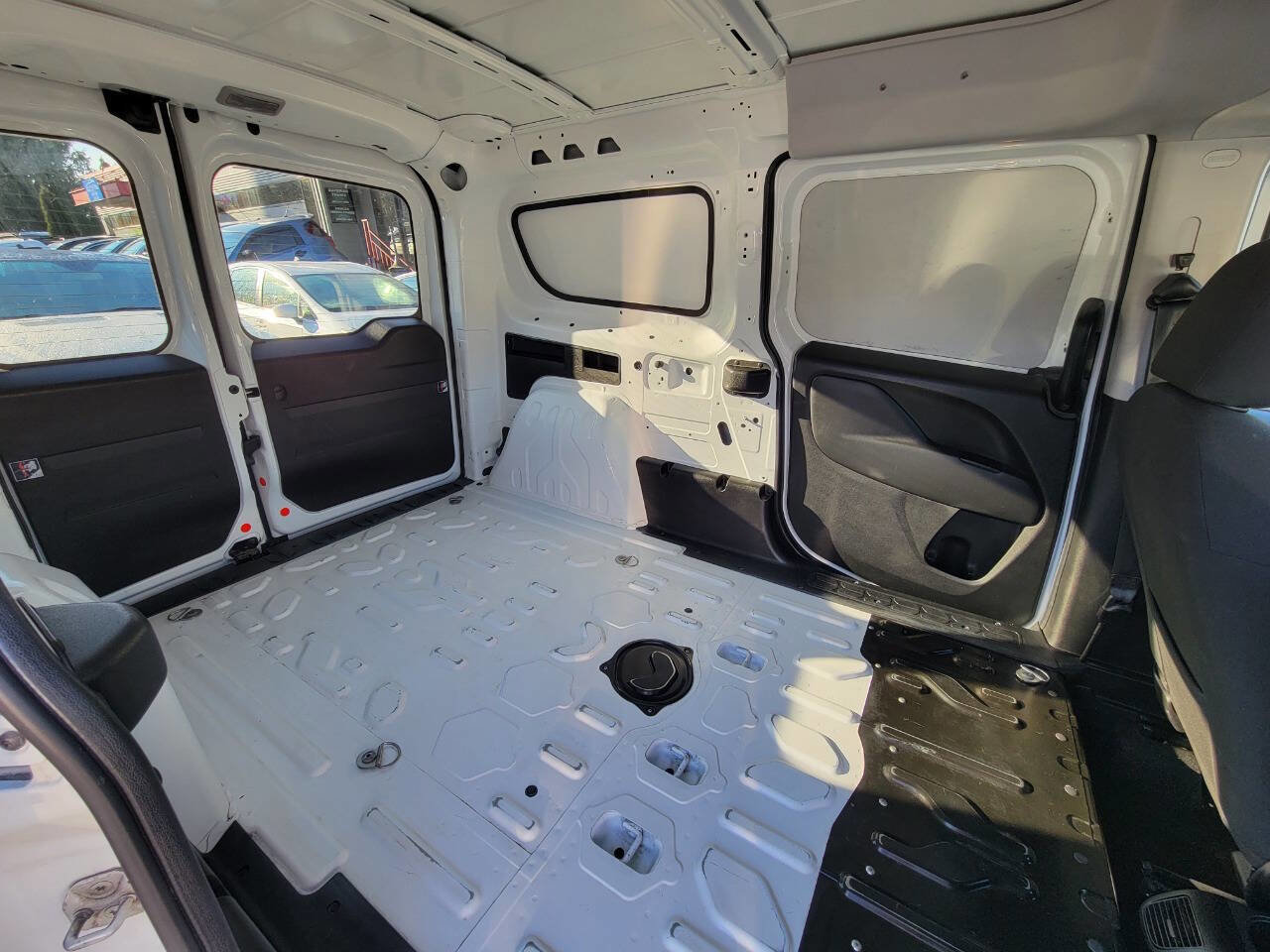 Used 2021 RAM ProMaster City Tradesman SLT image 18