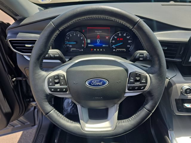 Certified 2023 Ford Explorer XLT w/ Equipment Group 202A AWD/4WD image 17