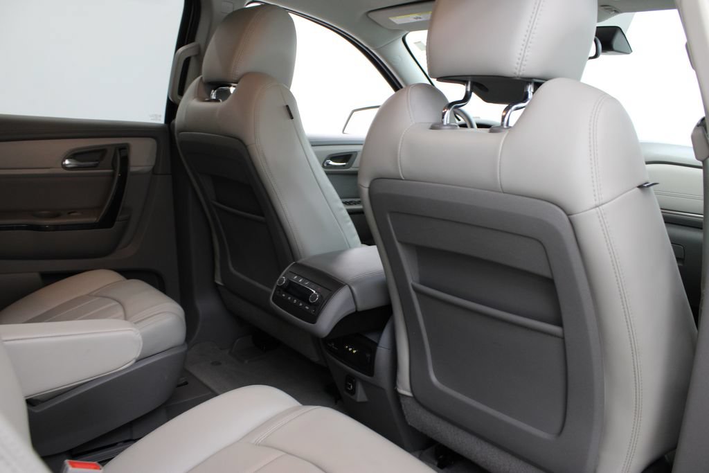 Used 2017 Chevrolet Traverse Premier FWD image 20