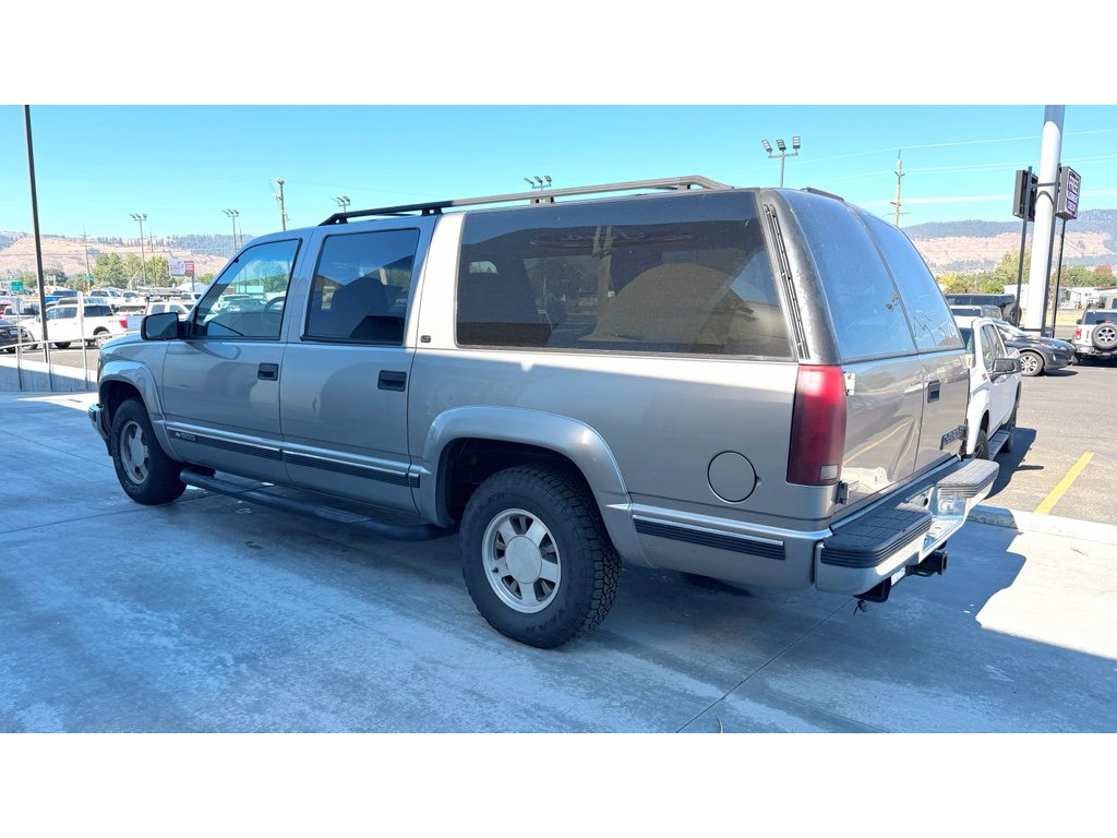 Used 1999 Chevrolet Suburban LT w/ Preferred Equipment Group 3 image 5
