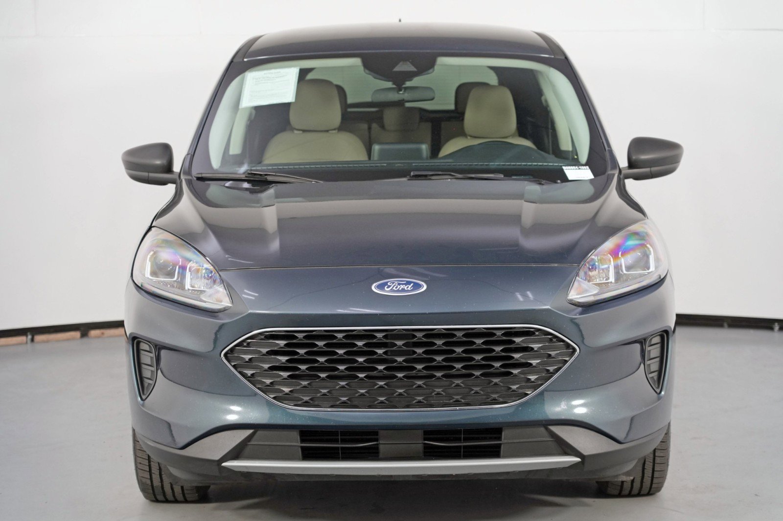 Used 2022 Ford Escape SE w/ Cold Weather Package image 40