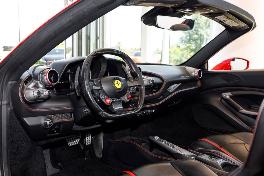 Used 2021 Ferrari F8 Spider RWD image 9