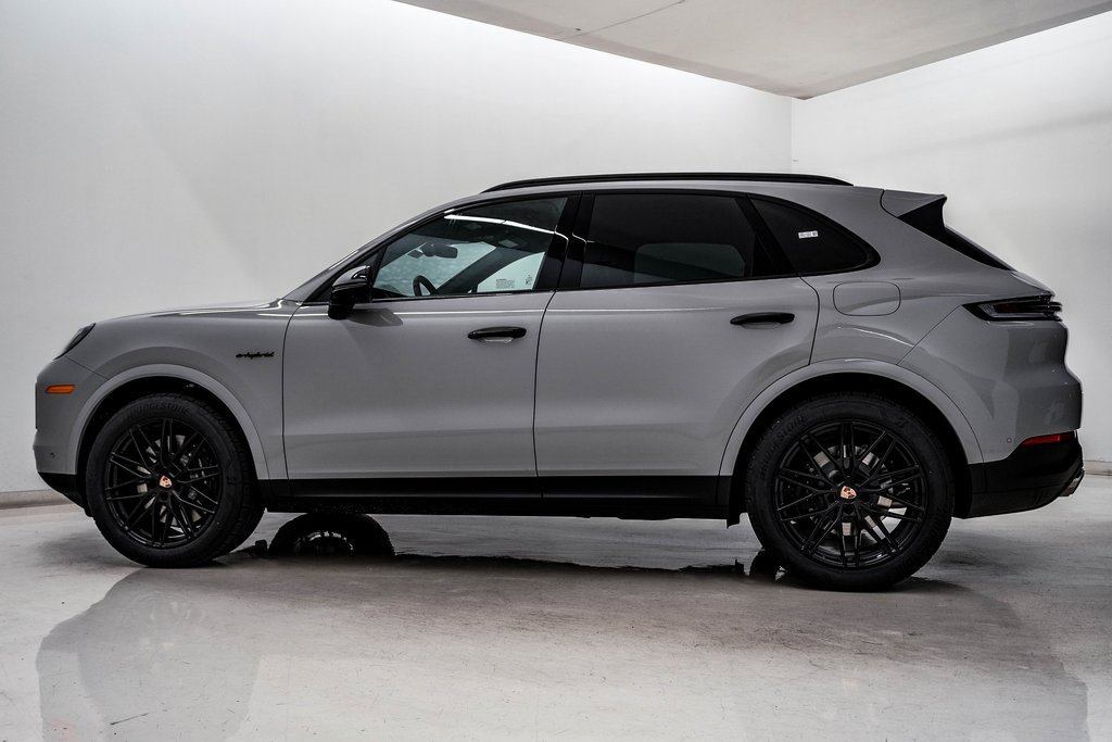 New 2026 Porsche Cayenne E-Hybrid image 2