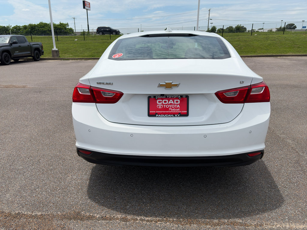 Used 2025 Chevrolet Malibu LT FWD image 4
