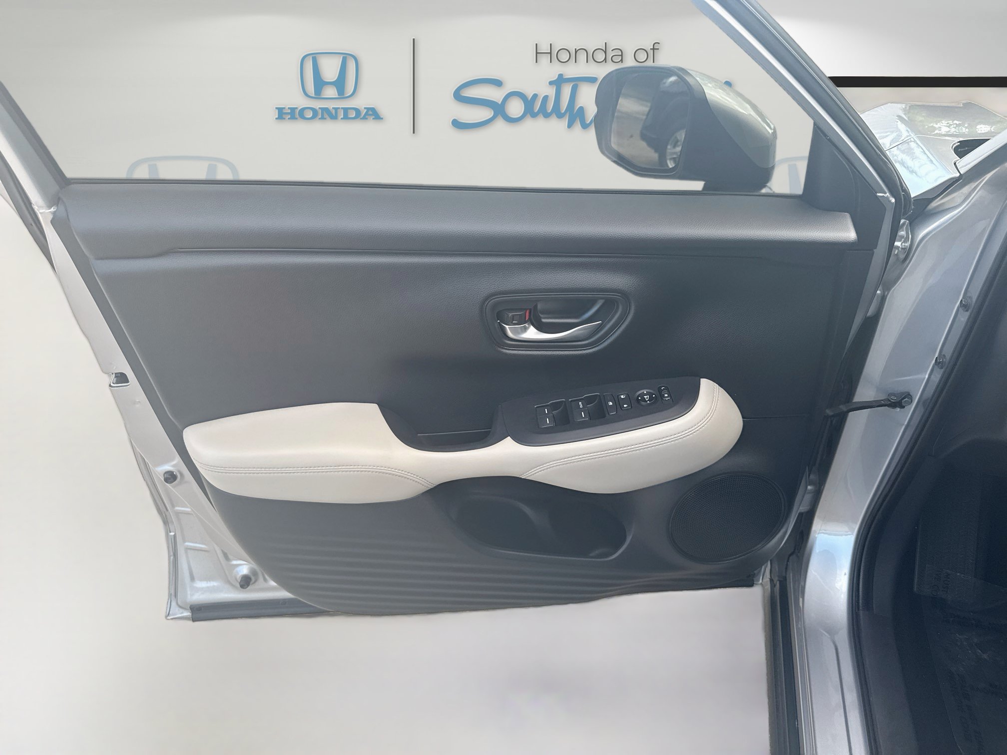 Certified 2024 Honda HR-V LX image 19