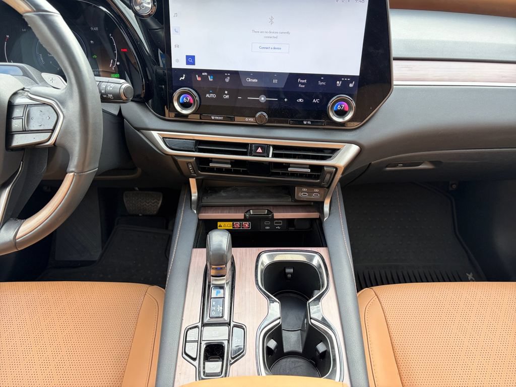 Used 2023 Lexus RX 350 w/ Accessory Package (Z1) AWD/4WD image 18