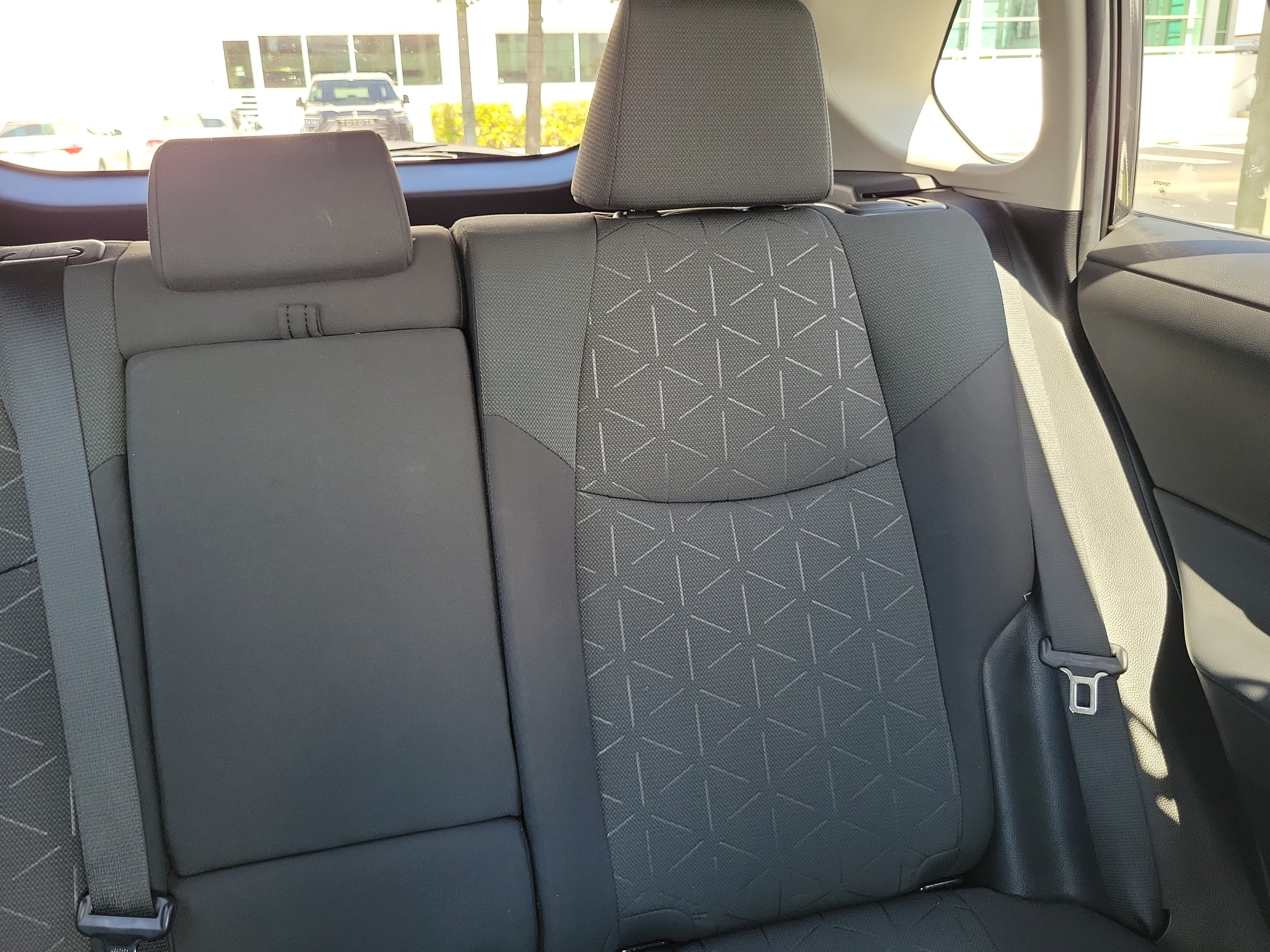 Used 2023 Toyota RAV4 XLE FWD image 22